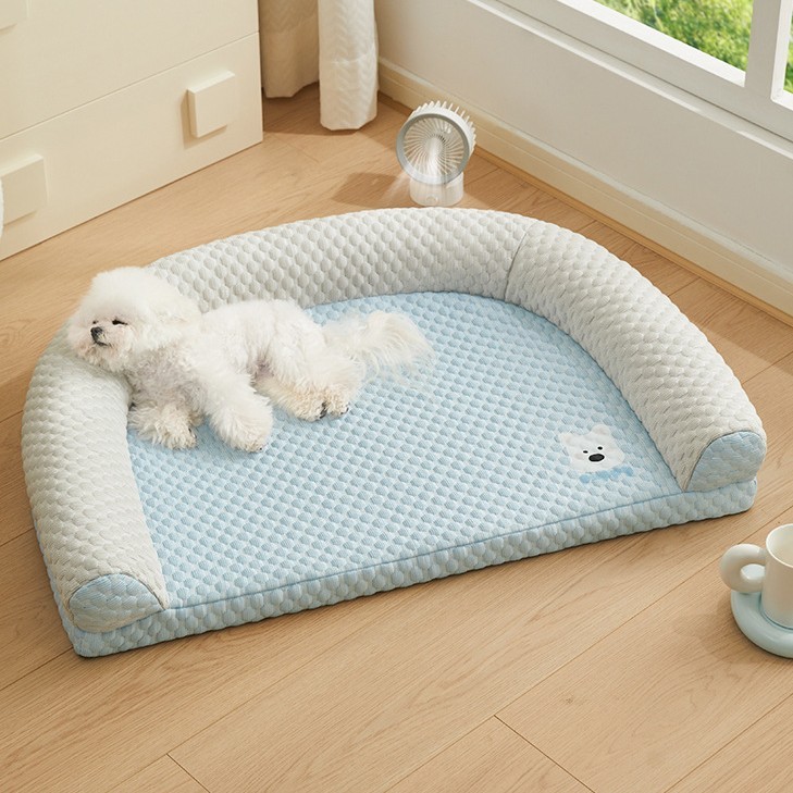 Cooling Ice Bead Corner Pet Bed ถอดออกได้และล้างทําความสะอาดได้ Breathable สําหรับสุนัขขนาดเล็ก/กลาง