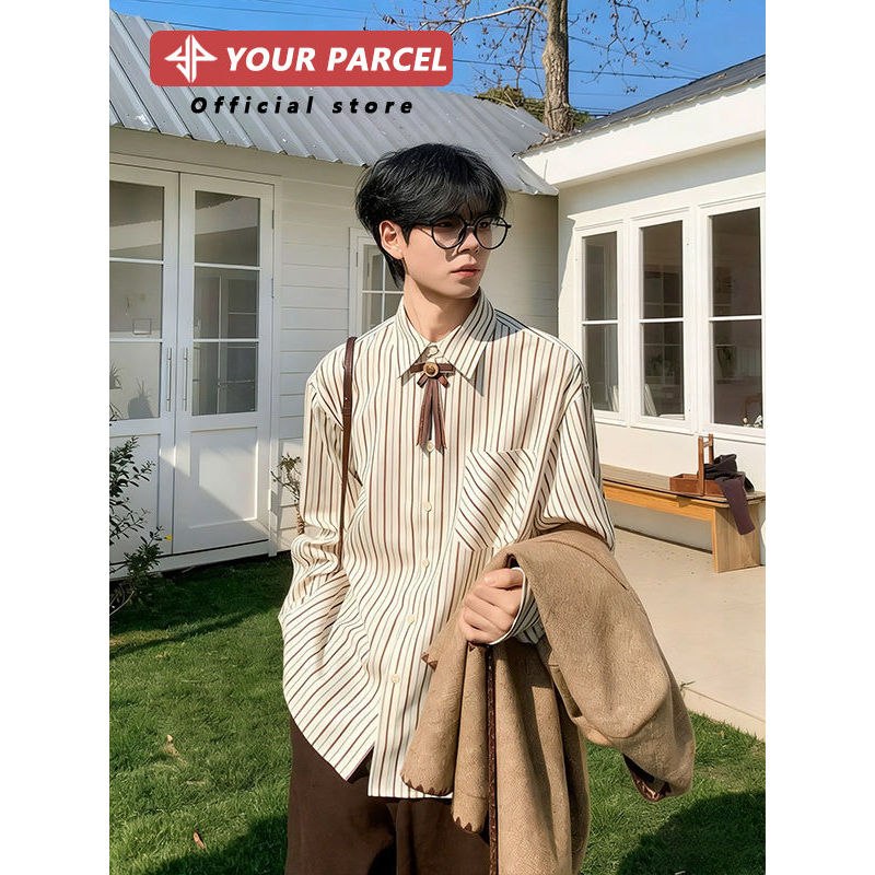 เสื้อผู้ชายต้นฤดูใบไม้ผลิ สีกากีลายผูกโบว์ สไตล์เกาหลี
