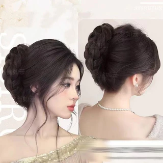 วิกผมคลิปซาลาเปาบิดปุยธรรมชาติสไตล์อ่อนโยนสําหรับผู้หญิงจําลองส่วนขยายมวยผมด้านบนสูง