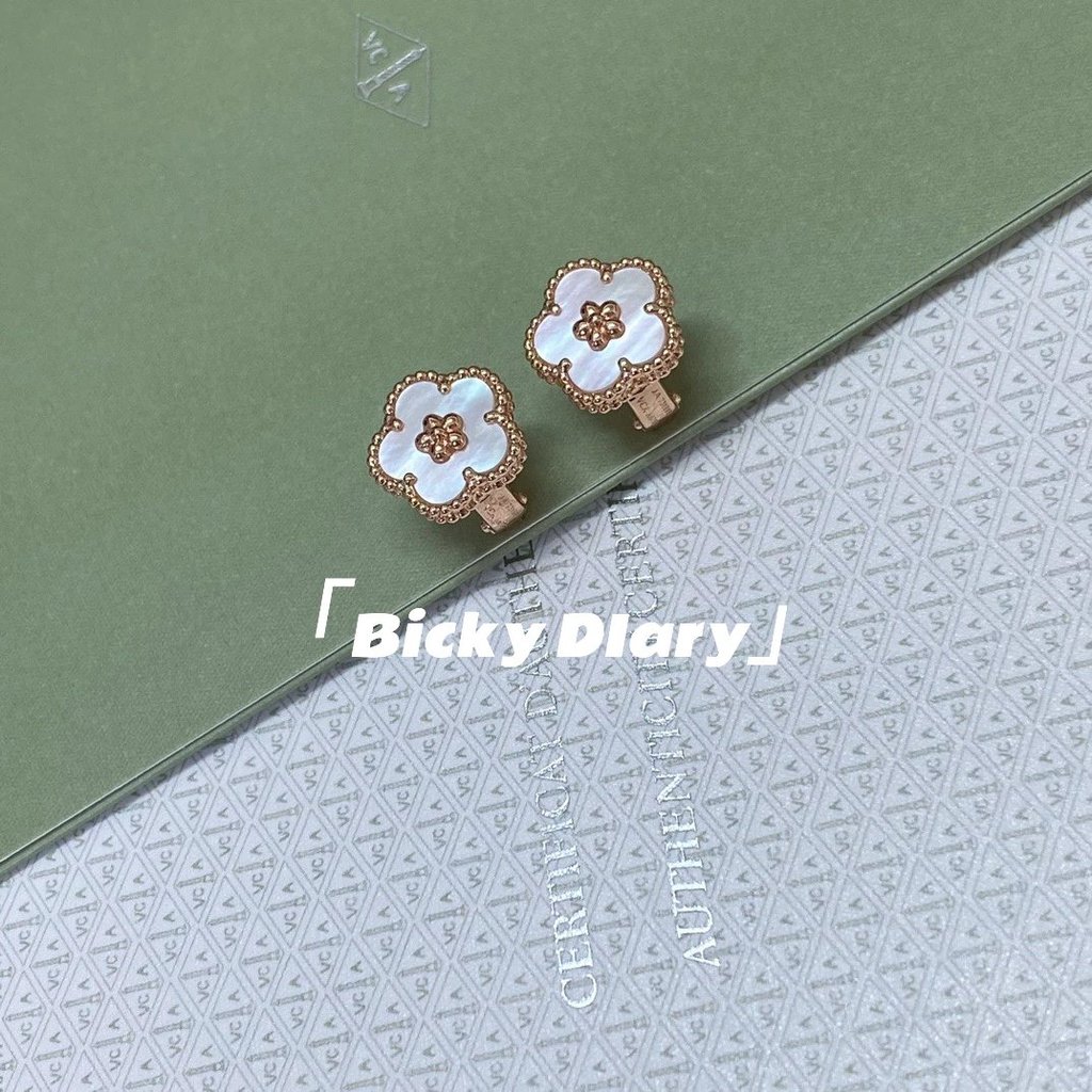 1: 1 Original Standard Real Shot V-White Beimei Blossom Ear Shot