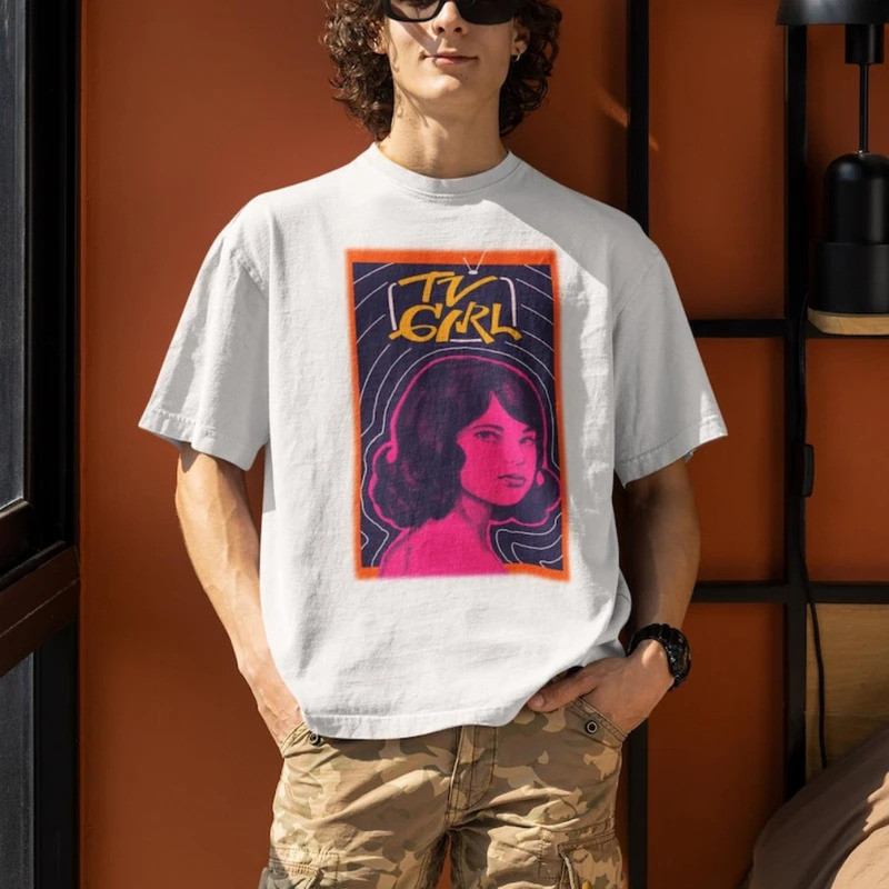 เสื้อยืด Tv Girl เสื้อ Tee Tv Girl สินค้า Tv Girl French Exit Lover's Rock เสื้อยืดระบายอากาศสไตล์เร