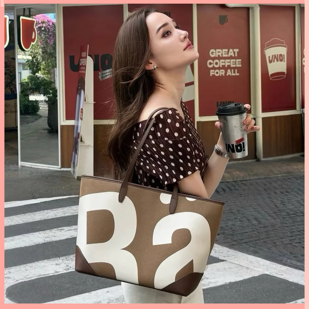 Rally x Uno Coffee City Tote Bag (Limited Edition) กระเป๋าโท้ตพิมพ์ลายตัวอักษร mini/L Bag