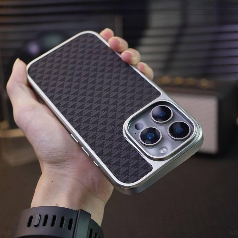 เคสป้องกันกระจกลาย ใช้ได้กับ iPhone 16 Pro Max/15/17 Pro/14 Pro Max/13 Pro Max/12 Pro Max/11/XR/XS/7