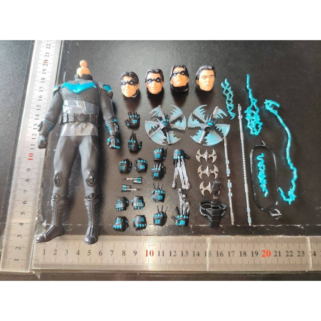 Night mezco อุปกรณ์เสริม Curdy 1 Wing Batman Thunder Wing 12 Patch Blue Piece Night Senge