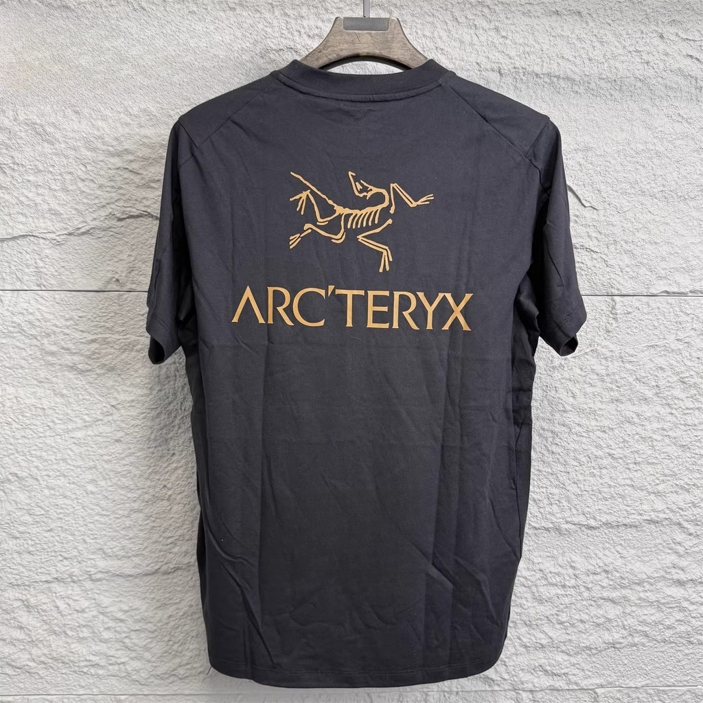 เสื้อยืดแขนสั้นรอบคอบ Arcteryx Kragg SL ไซส์ใหญ่ สวมใส่ง่ายสำหรับทั้งผู้ชายและผู้หญิง ทำจากผ้าฝ้ายพรีเมียม
