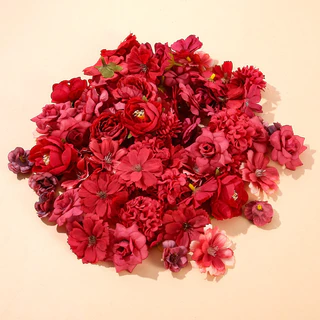 แพคเกจวัสดุดอกไม้ปลอม DIY ดอกไม้ประดิษฐ์ขนาดเล็ 50PCS หัวดอกไม้ผสม ดอกไม้ประดิษฐ์ตกแต่ง