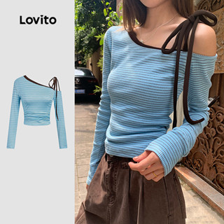 Lovito เสื้อยืดคอวีลายโบว์ผ้าลูกไม้ผูกเชือก สีฟ้า สำหรับผู้ห…
