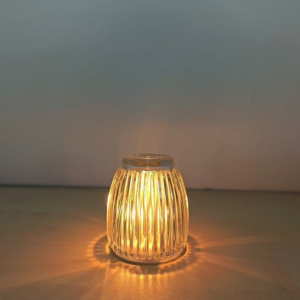Creative transparent glass candle holder lamp, thickened glass candlestick, Western restaurant candl