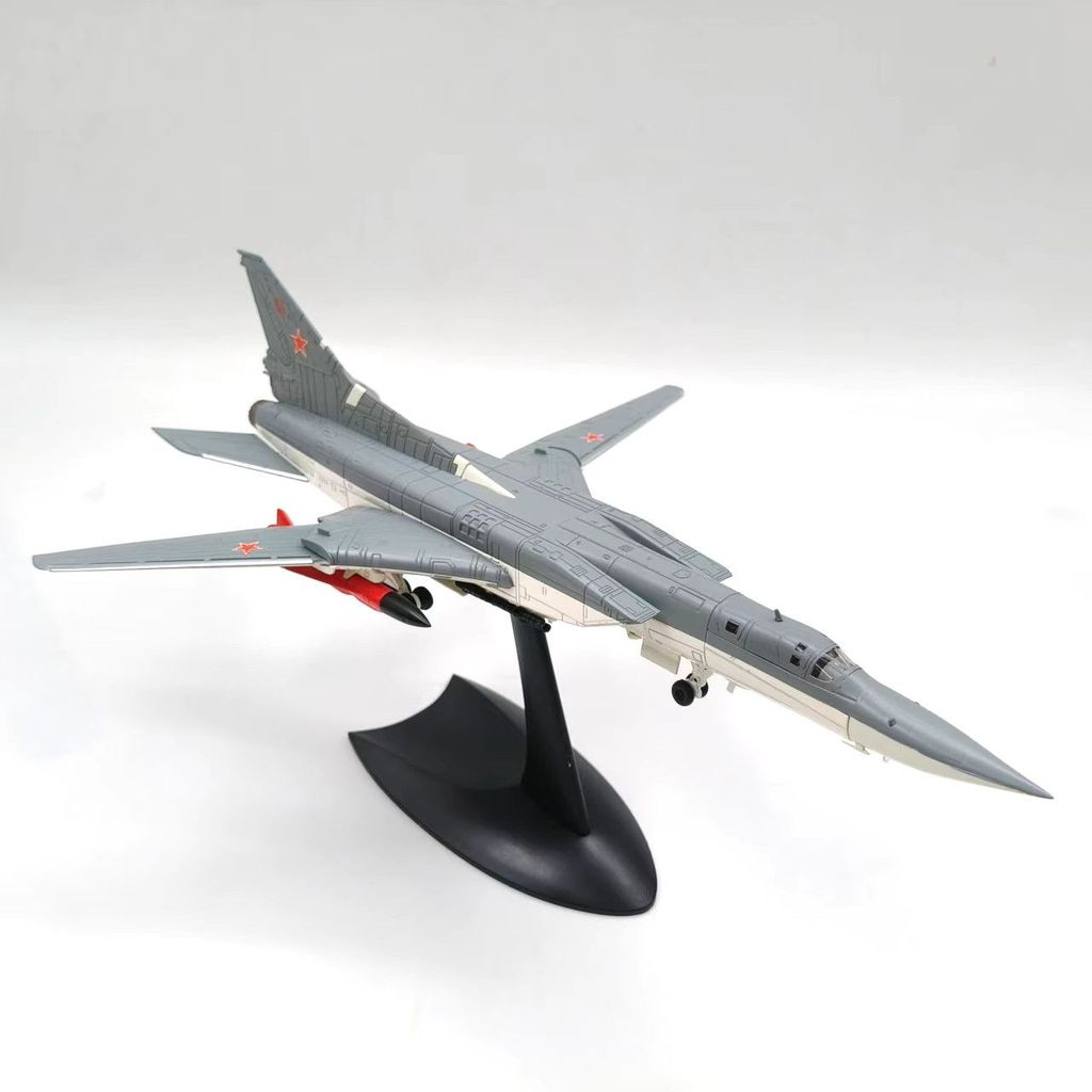 WLTK Rizhe 1: 144 รัสเซีย TU22M3 Backfire Bomber ภาพ 22 จําลองเครื่องบินเครื่องบินรุ่น