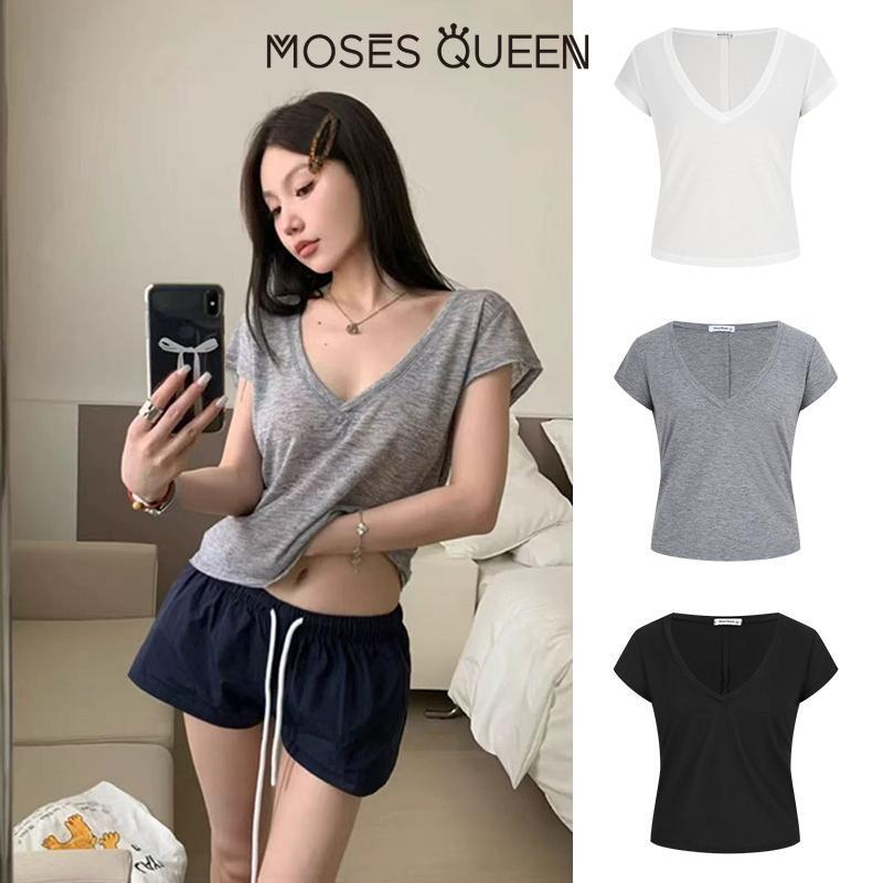 MOSESQUEEN มอสส์ ราชินี 2026 คอวีหลวมแขนสั้นเสื้อยืดสำหรับผู้หญิง หลากหลายสีและออกแบบโชว์กระดูกไหปลาร้า เพื่อสวมใส่ง่ายในทุกวัน #63468