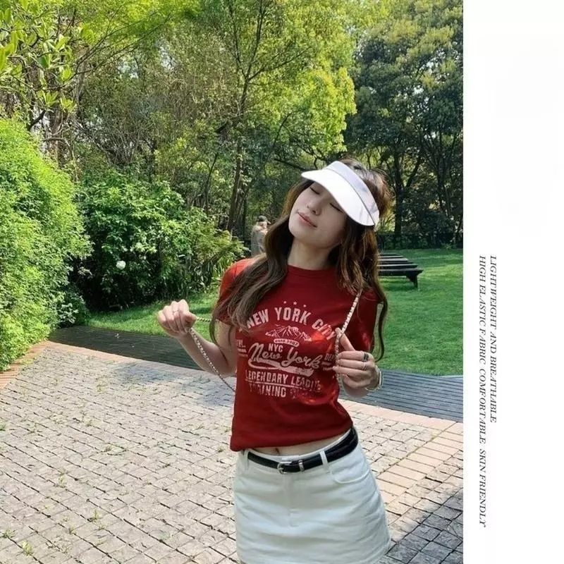 เสื้อยืดแขนสั้นพิมพ์ลายสไตล์เรโทรผ้าฝ้ายอเมริกันแท้ ไหล่กว้าง ดีไซน์เก๋แบบสาวฮอต ปีศาจ แฟชั่นฤดูร้อนใหม่ ทรงบางเข้ารูป