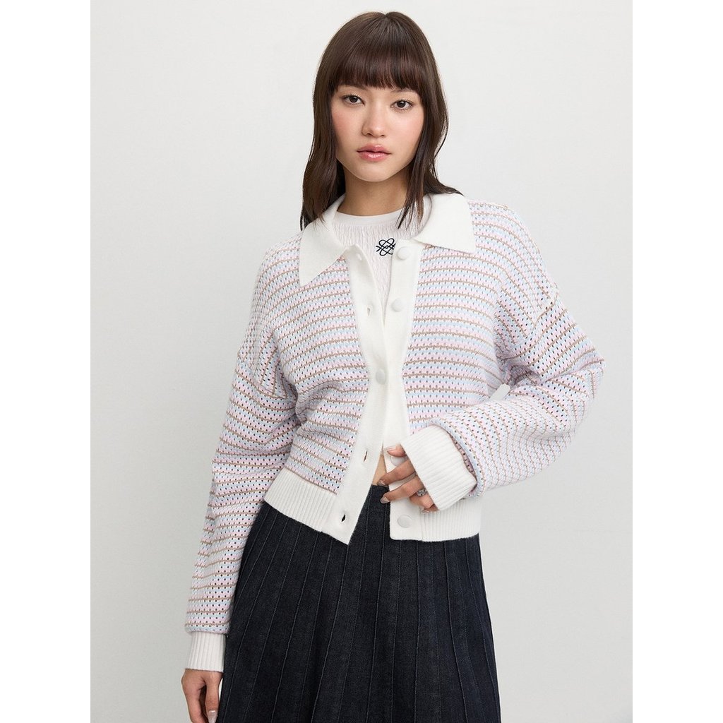 [Pomelo] เสื้อคาร์ดิแกนมีปกครอปทรงโอเวอร์ไซส์ติดกระดุม / Oversized Cropped Button