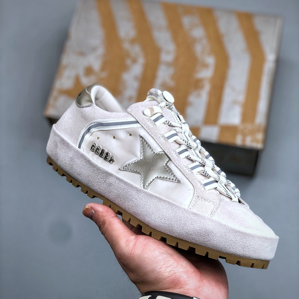 Golden Goose Super-Star Ladies Casual รองเท้าแฟชั่นรองเท้าดาวกันลื่น GGDB