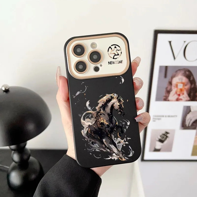 Dark Horse to Success Soft Case เหมาะสําหรับ iPhone 17ProMax 15 14Pro 13 16ProMax 12 15ProMax 17Pro 