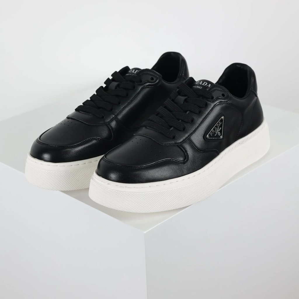Prada Mens Shoes Thick-Soled Logo Low-Top Casual Shoes Sports Sneakers Black Boutique Ready Stock
