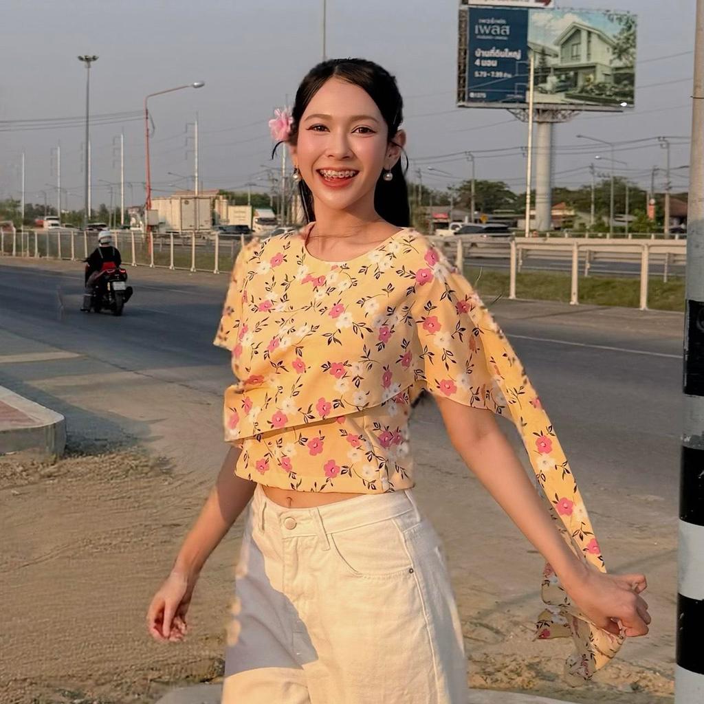 SK14 เสื้อสไบ แขนสั้น สงกรานต์ลายดอก ผ้าไหมอิตาลี่ ราคา ถูกที่สุด ดีลบีเคเค แกลเลอรีภาพที่ 3