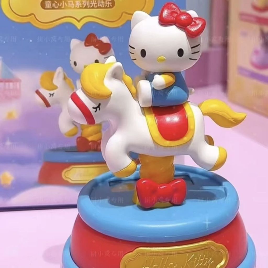 Sanrio HelloKitty Childlike Pony Series Light Dynamic Fun อินเทรนด์เล่นเครื่องประดับน่ารักของขวัญเด็กผู้หญิง