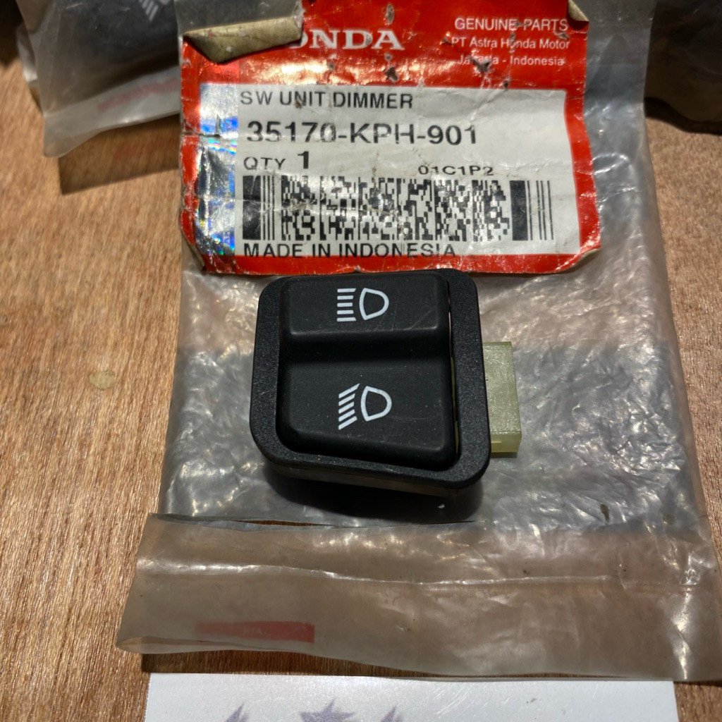 TOMBOL KARISMA ORIGINAL AMM 35170 KPH 901 ปุ่มไฟสูง