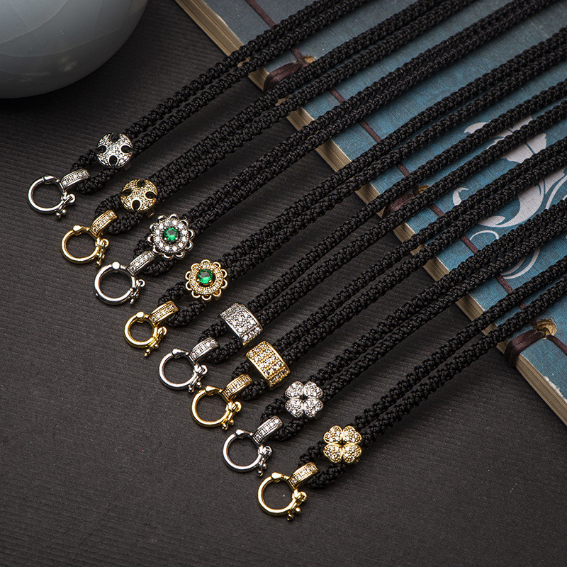 สร้อยคอมีหัวคล้องแบบปรับได้ ทำจากโลหะผสม สำหรับต่อสายกำมะหยี่ TXT011801