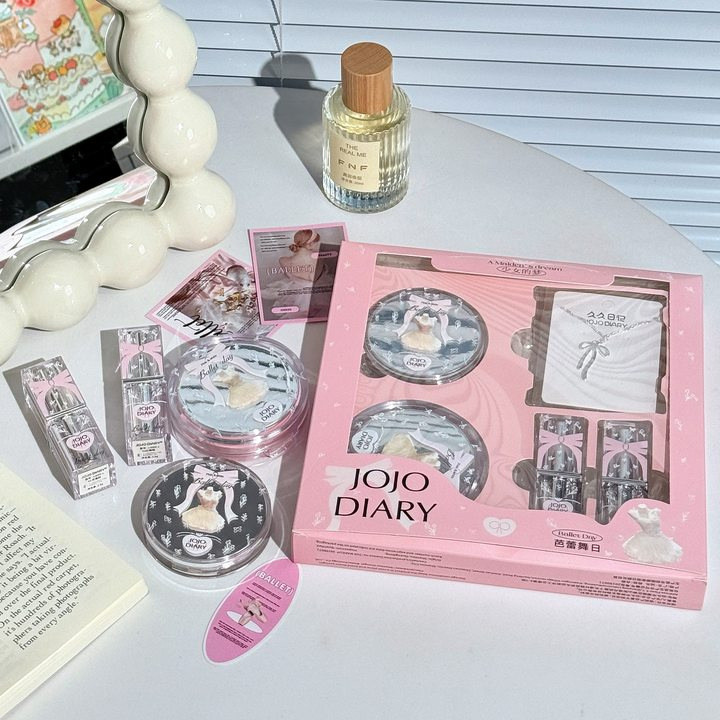 ขายร้อน [ราคาขายส่ง] JOJO DIARY Ballet Day Series แต่งหน้าของขวัญกล่องฐานแต่งหน้าลิปสติกสร้อยคอสาวหั