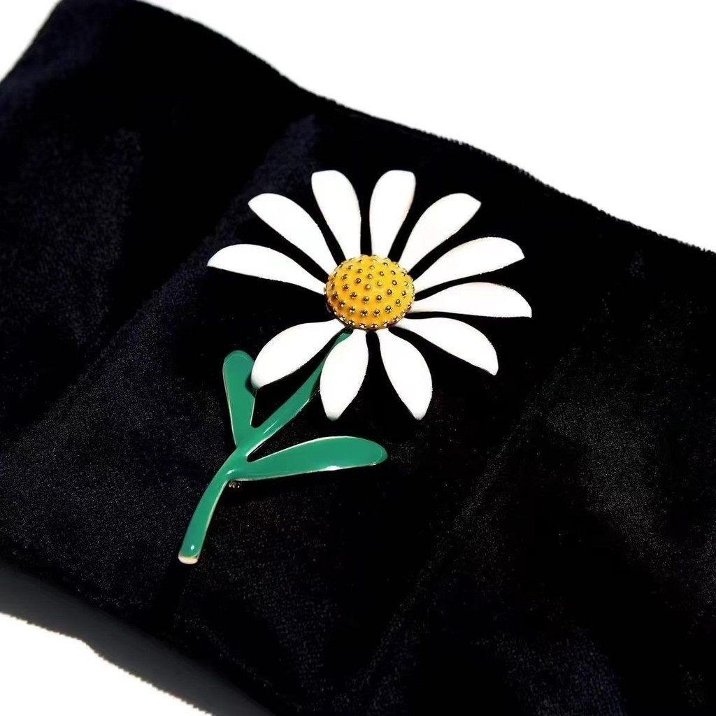 K Gwon Ji-Dragon Metal Notch Daisy pmo เข็มกลัด#G2. 3ข #