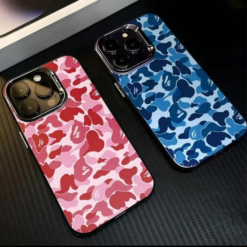 เคสไอโฟน17สำหรับ IPhone 15 12 11 16 13 14 Pro Max XS XR X Max 15 14 8 7 Plus ฝาครอบเลนส์โลหะถักลายพรางหรูหรา