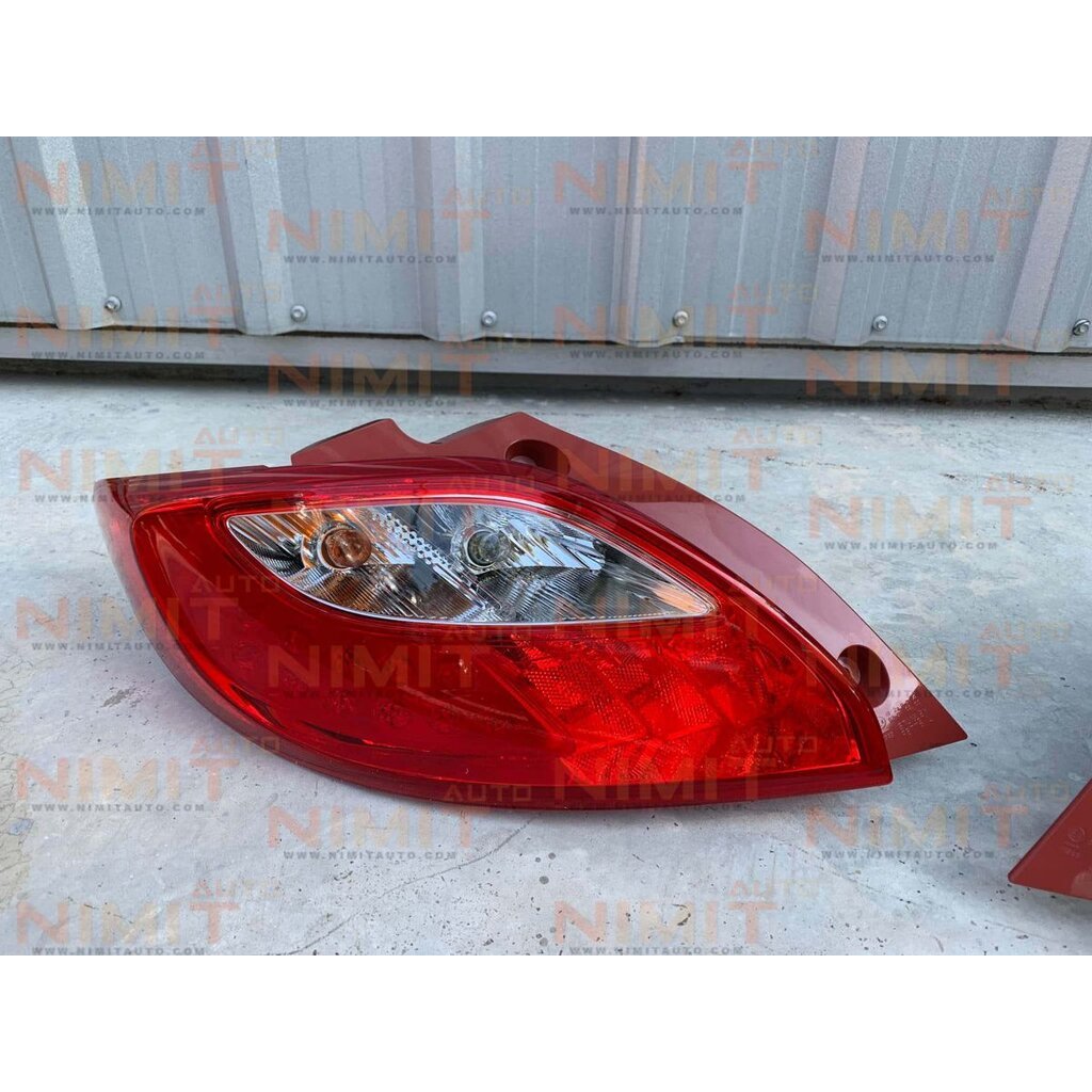 ไฟท้าย MAZDA 2 2012 ข้าง L