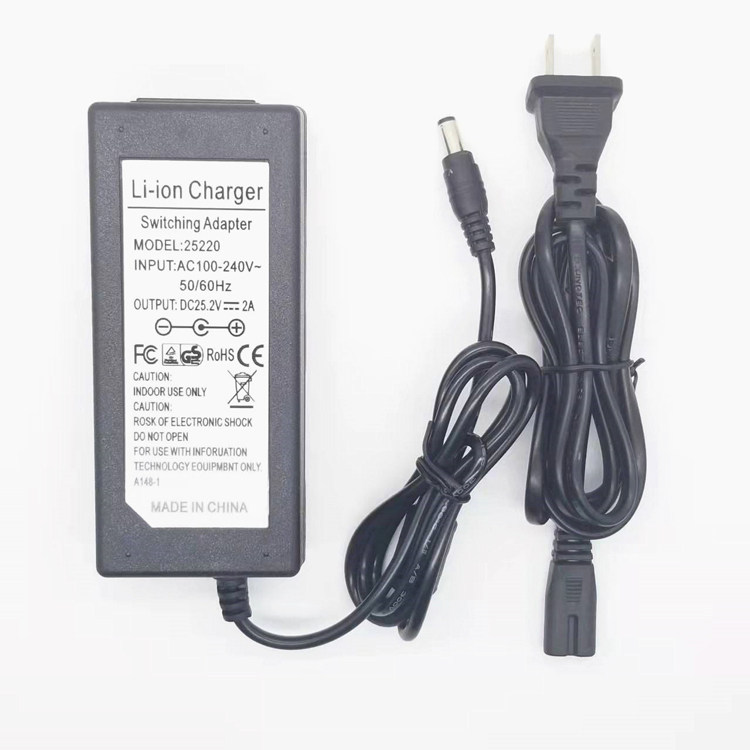 25.2V2A เครื่องชาร์จแบตเตอรี่ลิเธียม 6 สาย 18650 Polymer 21.6V 22.2V Universal Power Adapter Cable