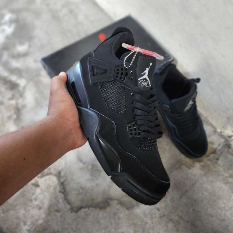 รองเท้า Air Jordan AJ 4 สี.Black Cat กันลื่น ลดแรงกระแทก และระบายอากาศ