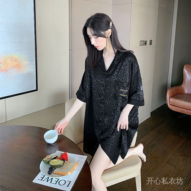 เซ็กซี่ เซ็กซี่ ชุดนอนเซ็กซี่ ชุดนอนผู้หญิง Tianbing Silk Cool Nightdress ขนาดใหญ่หลวมความยาวกลาง Ov