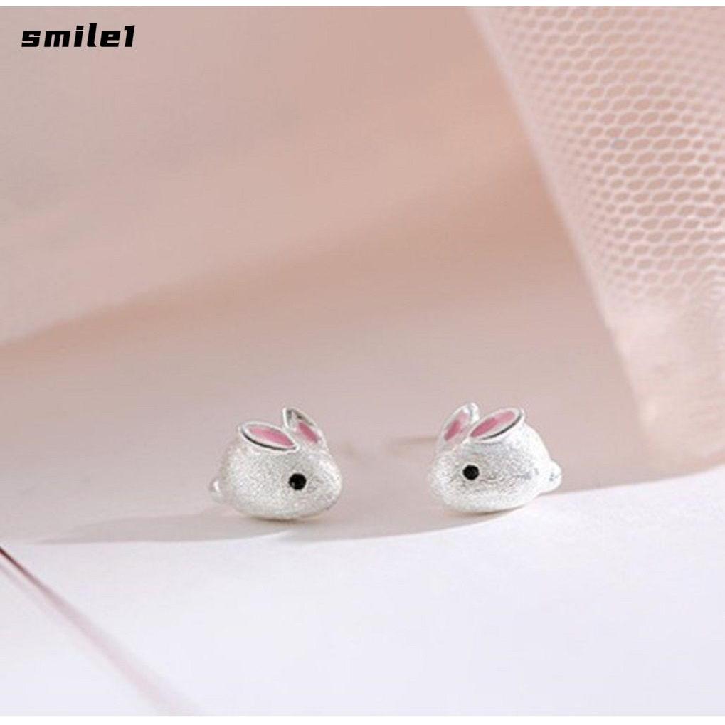 SMILE 1 คู่สําหรับผู้หญิงเครื่องประดับโลหะผสมน่ารักเข็มเงินสตั๊ดน่ารัก