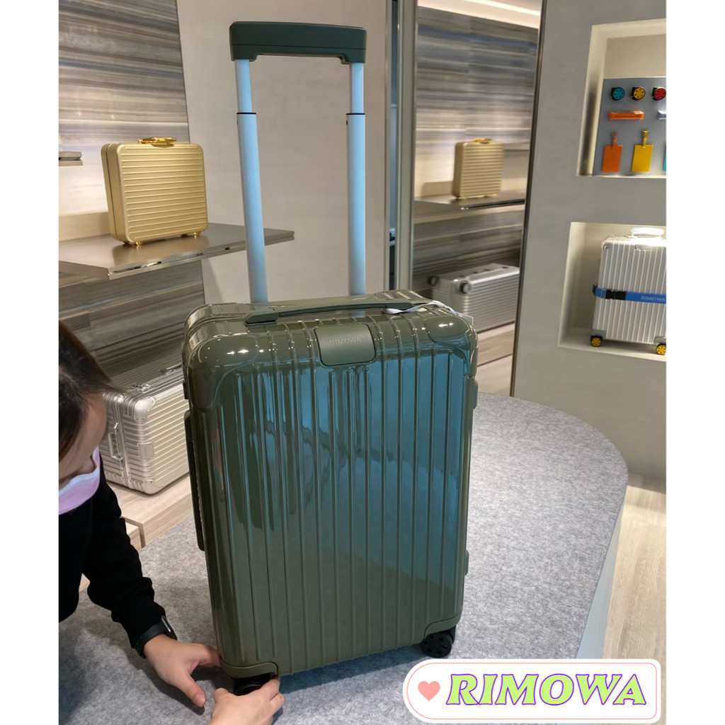 กระเป๋าเดินทาง RIMOWA ของแท้ใหม่เอี่ยม｜รุ่น Essential Series (มีหลายขนาดให้เลือก) สีเขียว Cactus กระ