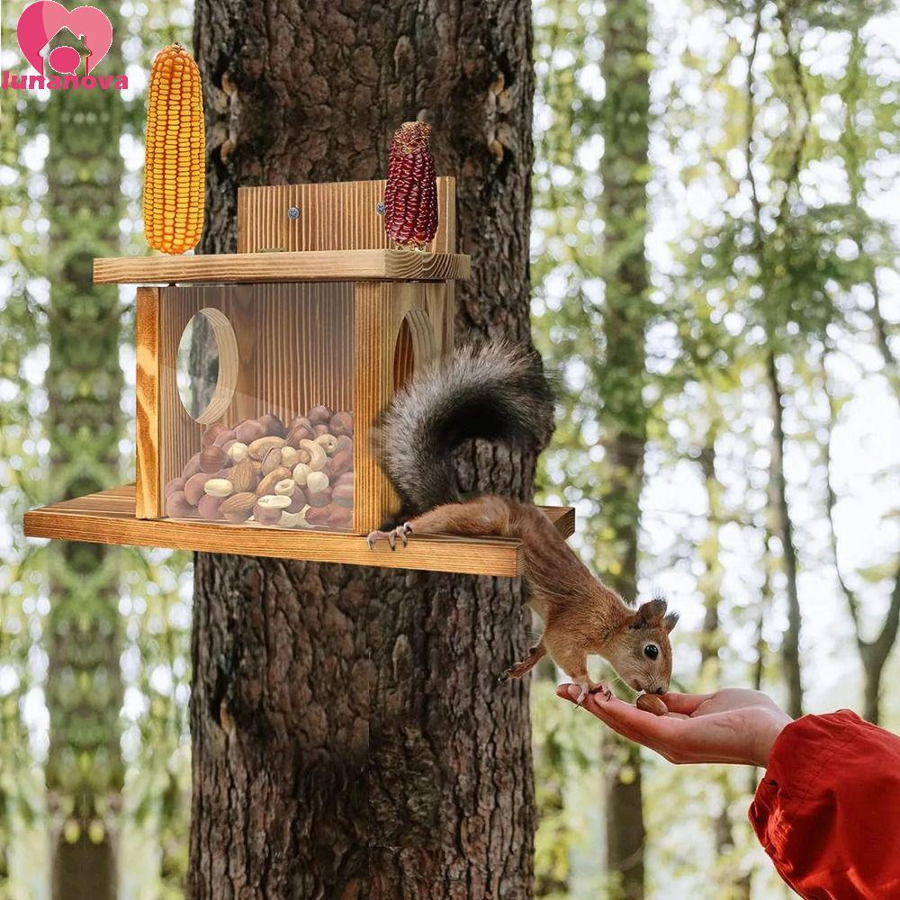 LUNANOVA Squirrel Feeder, แขวนไม้หนูแฮมสเตอร์กล่องให้อาหารอเนกประสงค์ทนทาน Bird Feeder Home