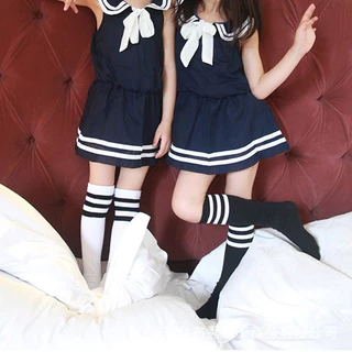 ถุงเท้าเด็ก สไตล์นักเรียนญี่ปุ่น พร้อมส่งจากไทย ขนาด 35-50 cm สายขวางสามเส้