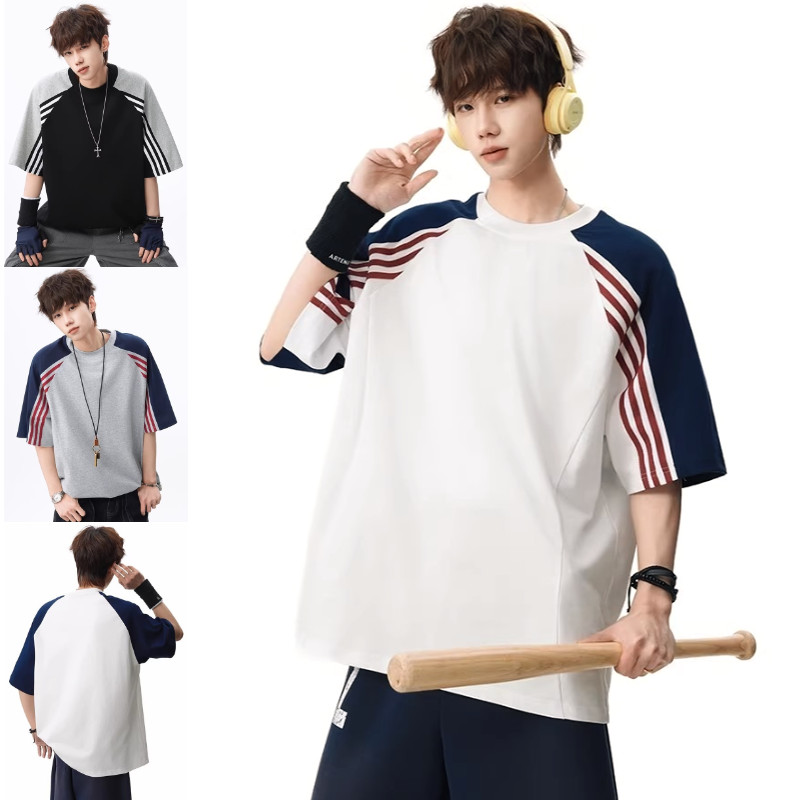 เสื้อยืดผู้ชายแขนสั้นแบบอเมริกันสามบาร์ สไตล์วิทยาลัย สวมใส่ได้ทุกคน
