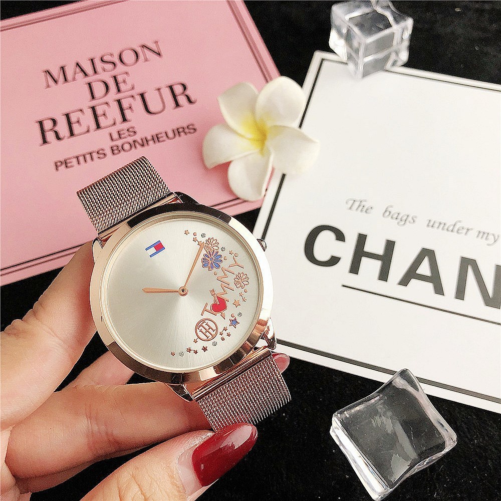 DW นาฬิกาสายตาข่าย ธุรกิจอิเล็กทรอนิกส์ สไตล์ใหม่ นาฬิกาผู้หญิง นาฬิกาแฟชั่น นาฬิกาสร้อยข้อมือ นาฬิก