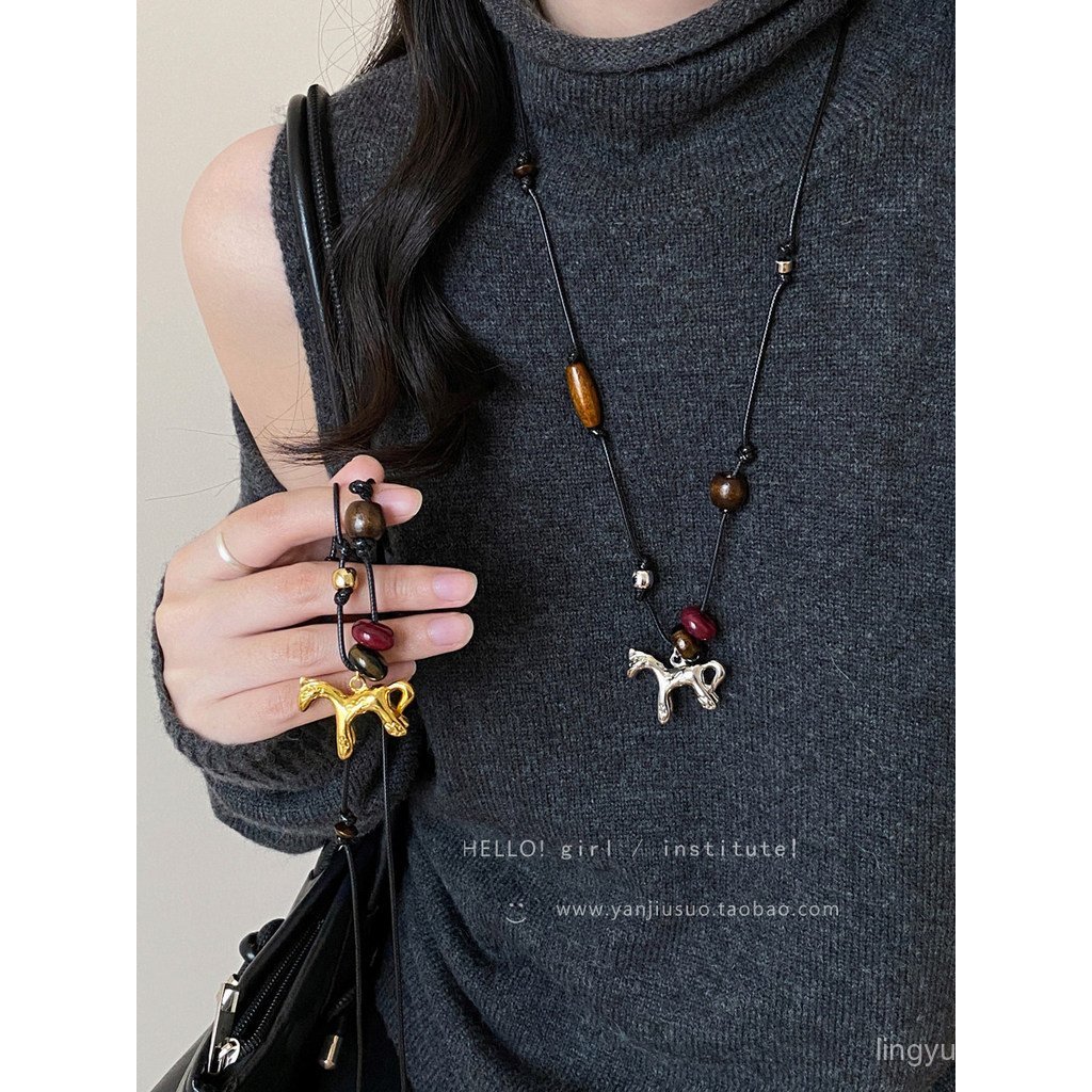 Benming ลูกปัดจี้สร้อยคอผู้หญิงสไตล์ใหม่ High-End Niche ยาวเสื้อกันหนาว All-Match อุปกรณ์เสริม VCI3