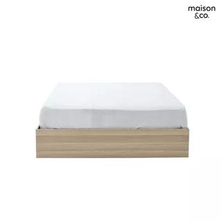 SB Design Square เตียง 2 ลิ้นชัก ขนาด 5 ฟุต รุ่น BASIC สีโอ๊คอ่อน (157x203x31 ซม.) แบรนด์ MAISON&CO.