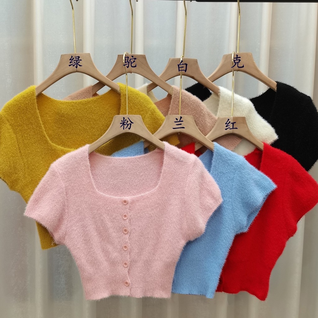 เสื้อครอปท็อปแขนสั้น คอสี่เหลี่ยม ผ้ากํามะหยี่ขนนิ่ม แบบเข้ารูป สําหรับผู้หญิง Crop top Short sleeve