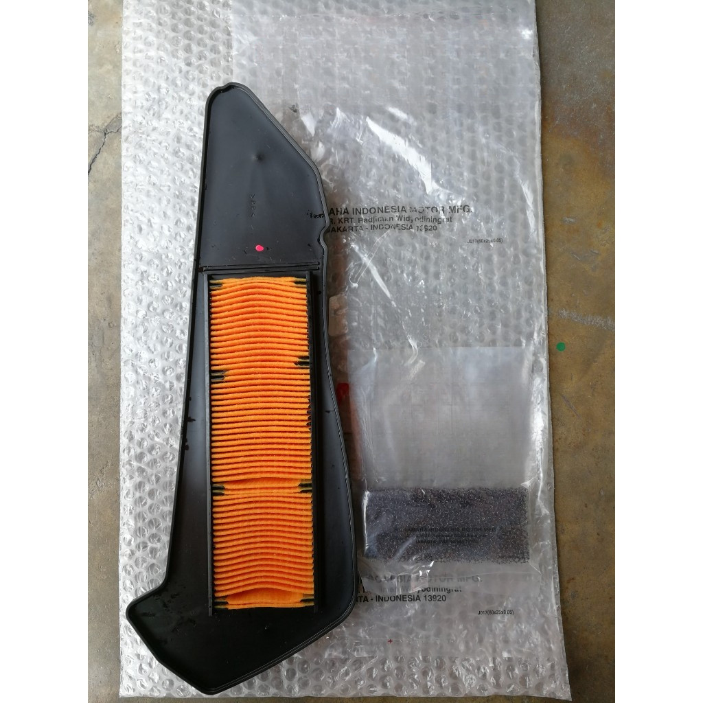 ไส้กรองอากาศพร้อมฟองน้ำขนาดเล็ก แท้ศูนย์  XMAX300 (Air Cleaner Element Set B74-WE445-00)