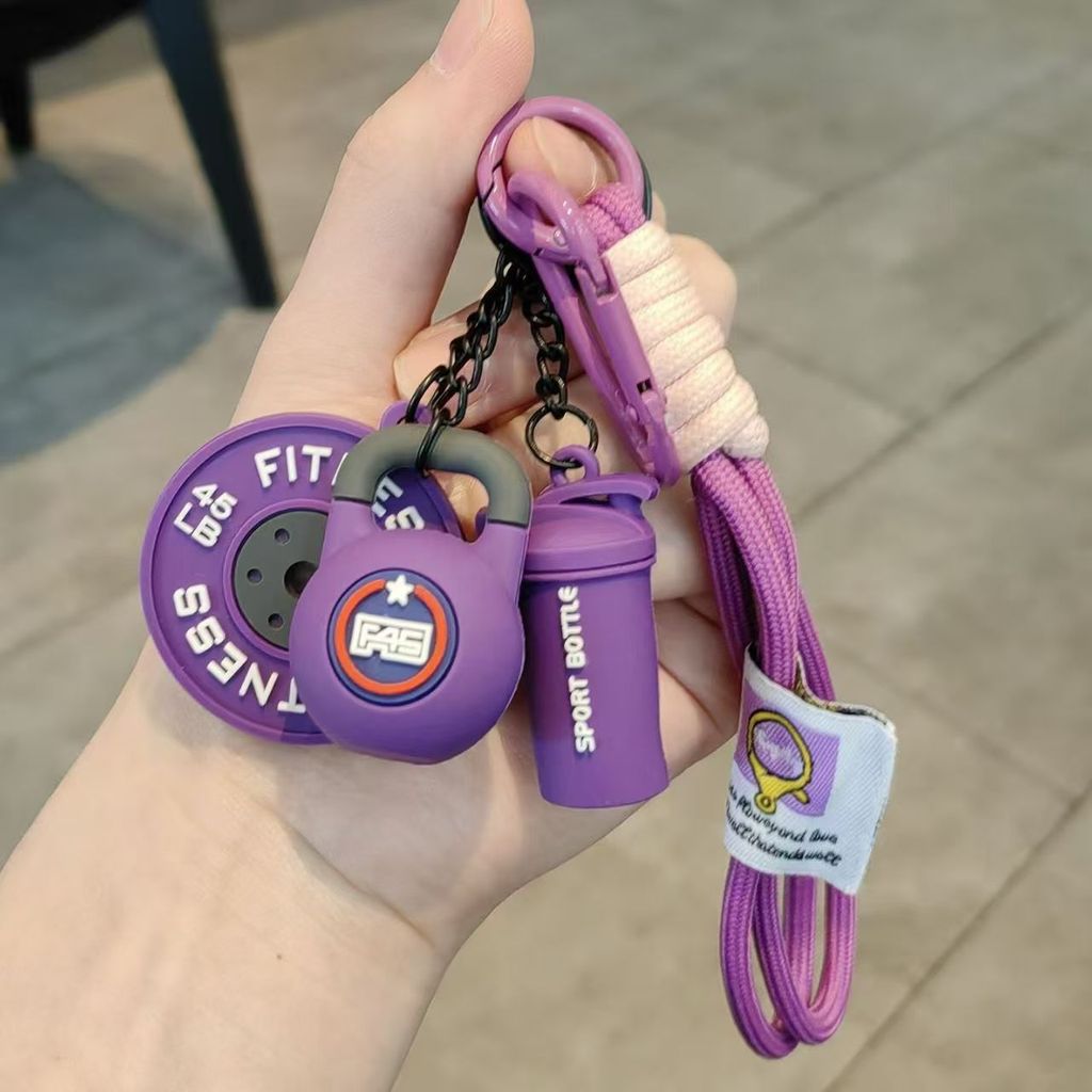 พวงกุญแจฟิตเนสประณีต Key Chain กระเป๋าจี้ผู้ชายผู้หญิงคู่ Universal ins สไตล์ฟิตเนส Kettlebell Dumbbell จี้