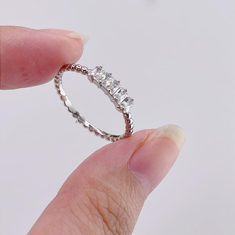 N41 - ATTACTIVE SIMPLE BRACELET