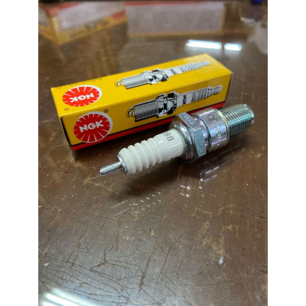 G-125.42 Beat เบอร์ B8ES หัวเทียนเกลียวยาว รุ่นรถ BEAT AR-125 DASH GTO GTO-2 GTO-4 LS-125 MICRO