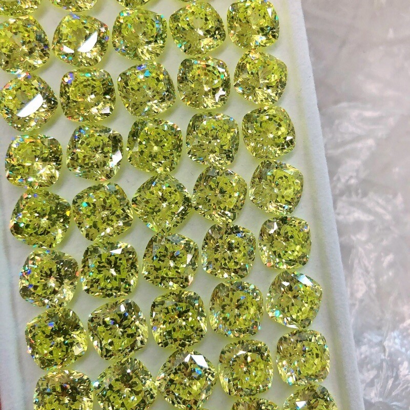 3E · High Carbon Diamond Birds Nest Cut Bellflower Green Fat Cubic Zircon 10mm (2pcs Pack)