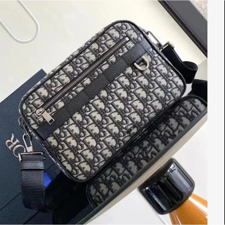 Dior Safari Messenger Bag Medium Daily Lightweight Style Niche Unordinary
