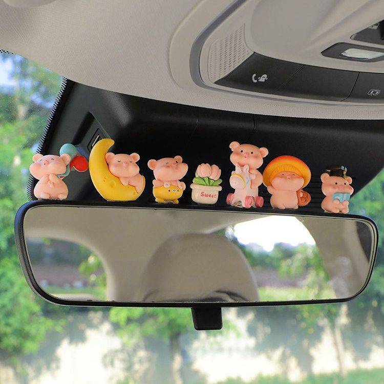 Car Interior Decoration Cute Happy Pig Doll Car Accessories Car Center Console Decompression Funny D