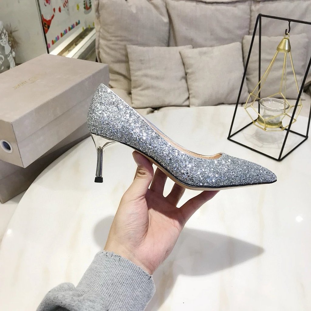 Jimmy Choo รองเท้าส้นสูง กากเพชรสีเงิน สไตล์Frozen Series