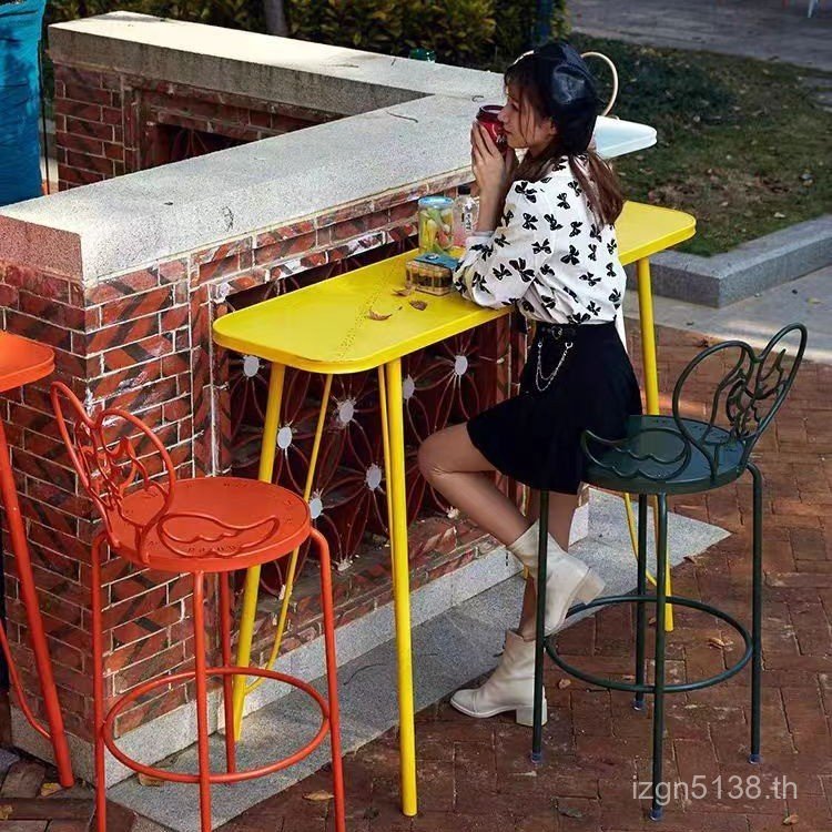 โต๊ะเก้าอี้กลางแจ้งยาว Influencer นมชา Shop Bar Bar Bar Bar ตารางบาร์ตารางผสม Open-air สูงฟุต Nordic