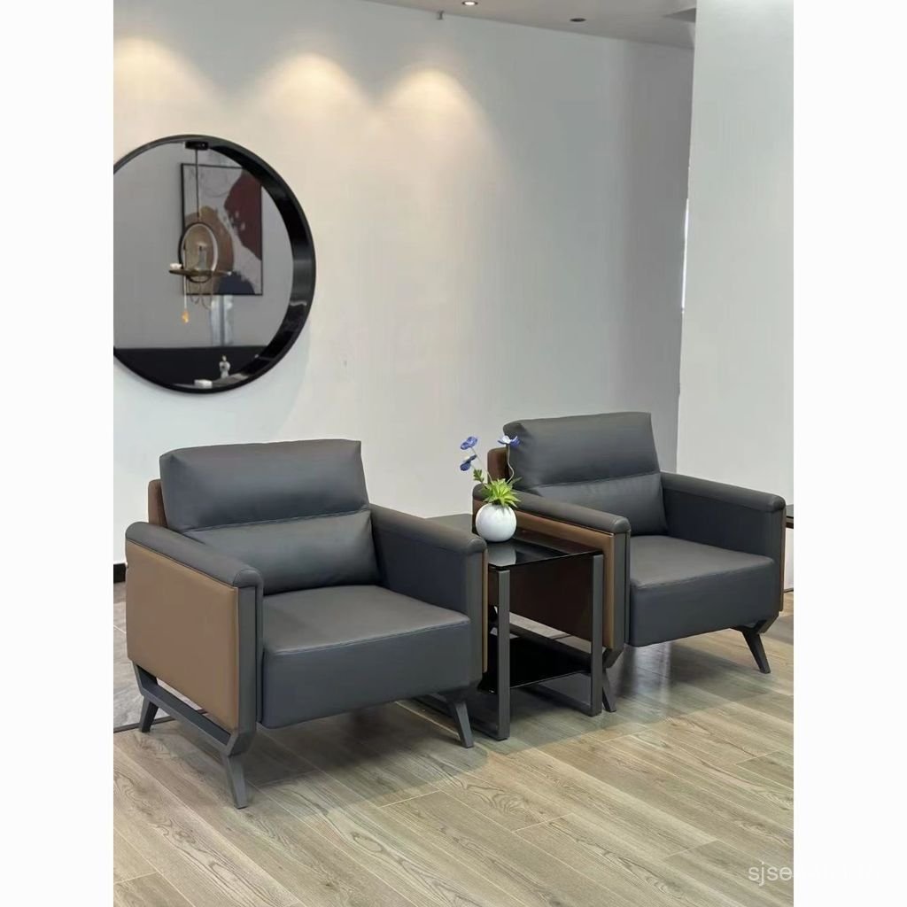 สํานักงานธุรกิจที่นั่งเดียวการประชุมแขกวีไอพีแผนกต้อนรับหนังโซฟาส่วนที่เหลือพื้นที่รวมกันสูติโซฟาโต๊