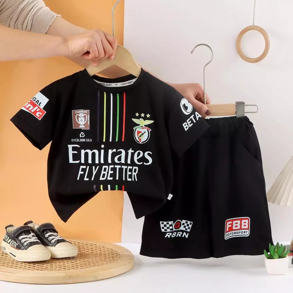 MooDeng Baby ชุดกีฬาเด็ก ชุดเซต เสื้อ กางเกง สีแดง สีขาว สีดำ เนื้อผ้าดี นุ่ม สำหนรับ 1-7ขวบ thumbnail 4